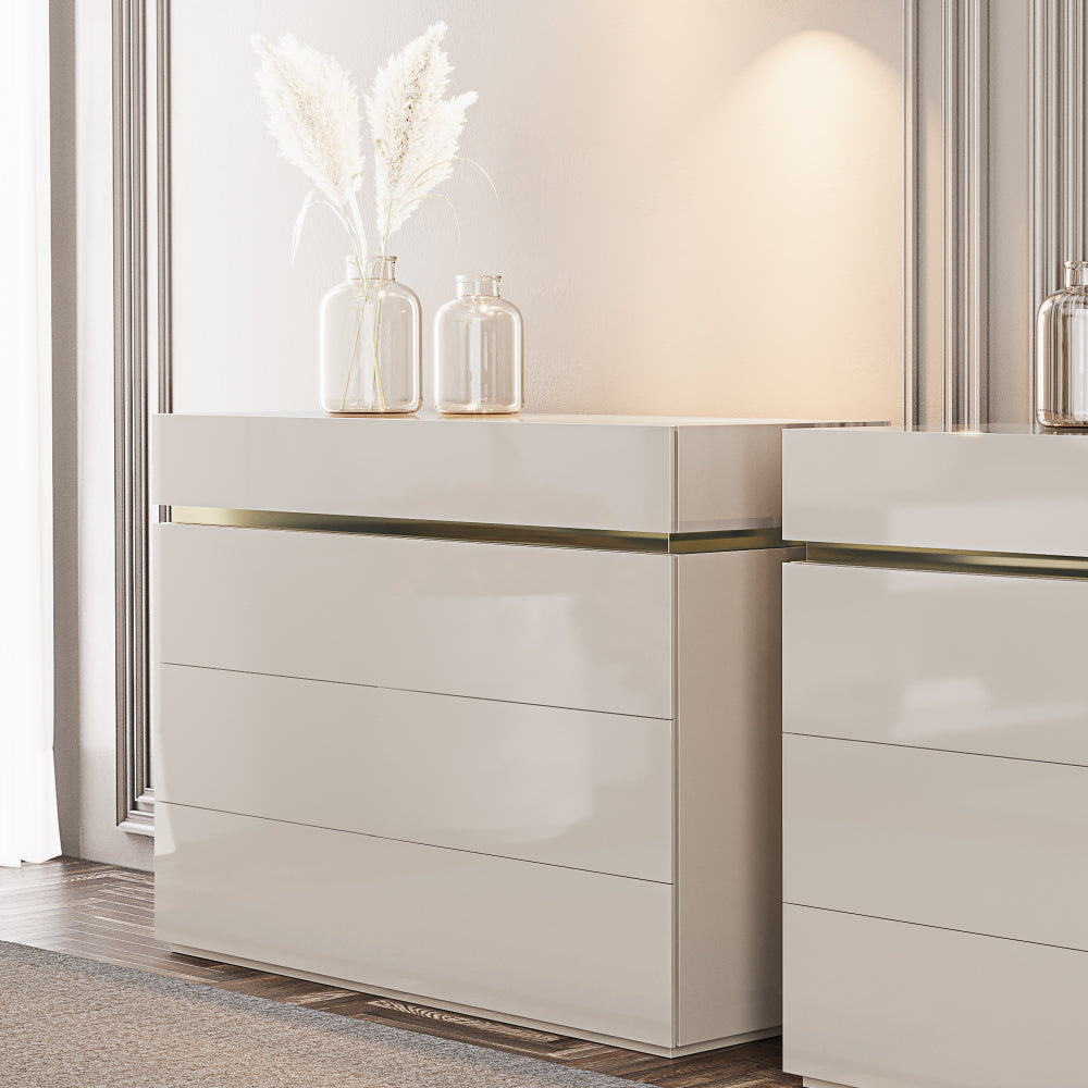 Badhir Chest of Drawers
