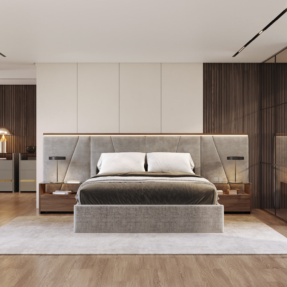 Kugha Bed with Closed Base