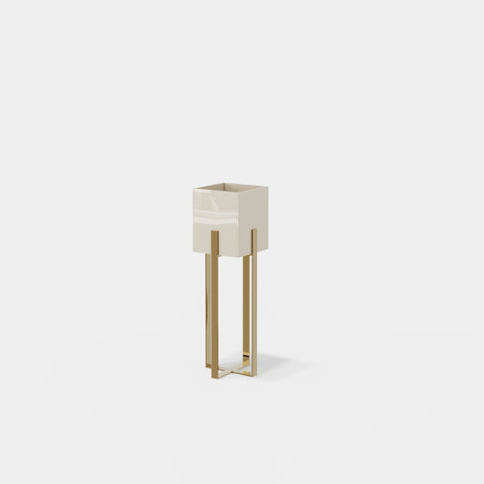 Cartye Planter